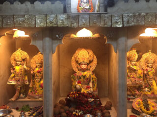 bal hanuman mandir